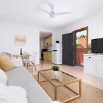 Home2book Serene Stylish In Pool 科拉雷侯